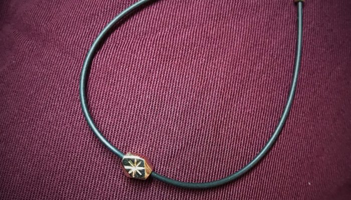 IMG_0417 Leder-Armband mit einer handgefertigten Kupferperle