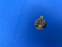 Kettenanhänger mit Handgravur - Baum des Lebens in Mandala Form